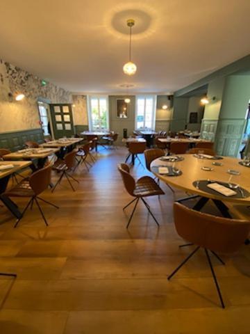 Hotel Le Central Boussac  Eksteriør bilde