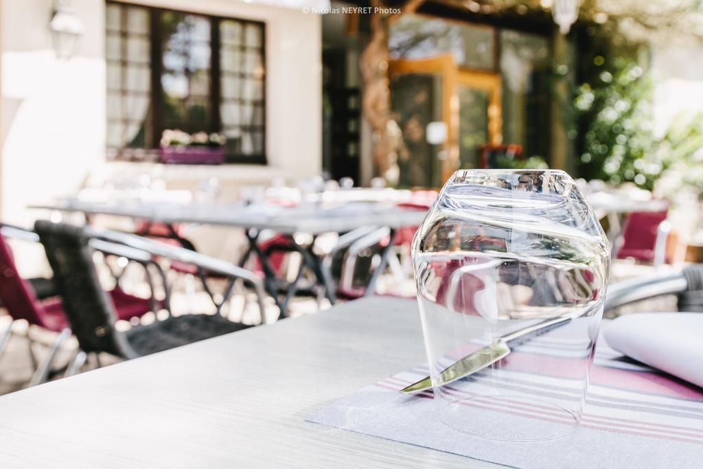 Hotel Le Central Boussac  Eksteriør bilde