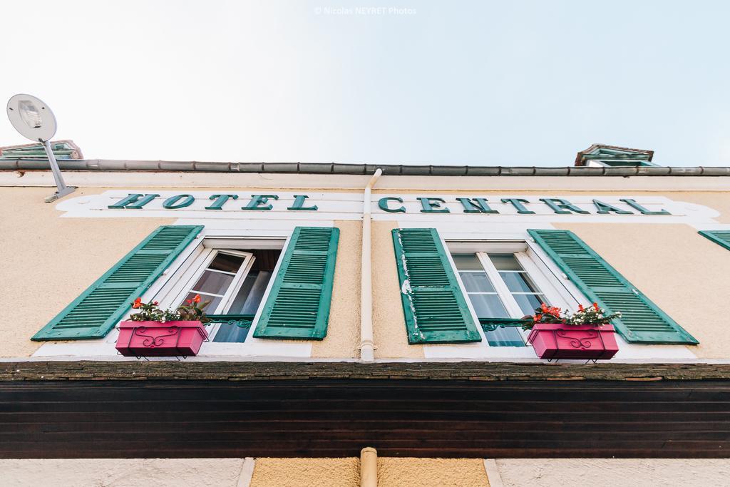 Hotel Le Central Boussac  Eksteriør bilde